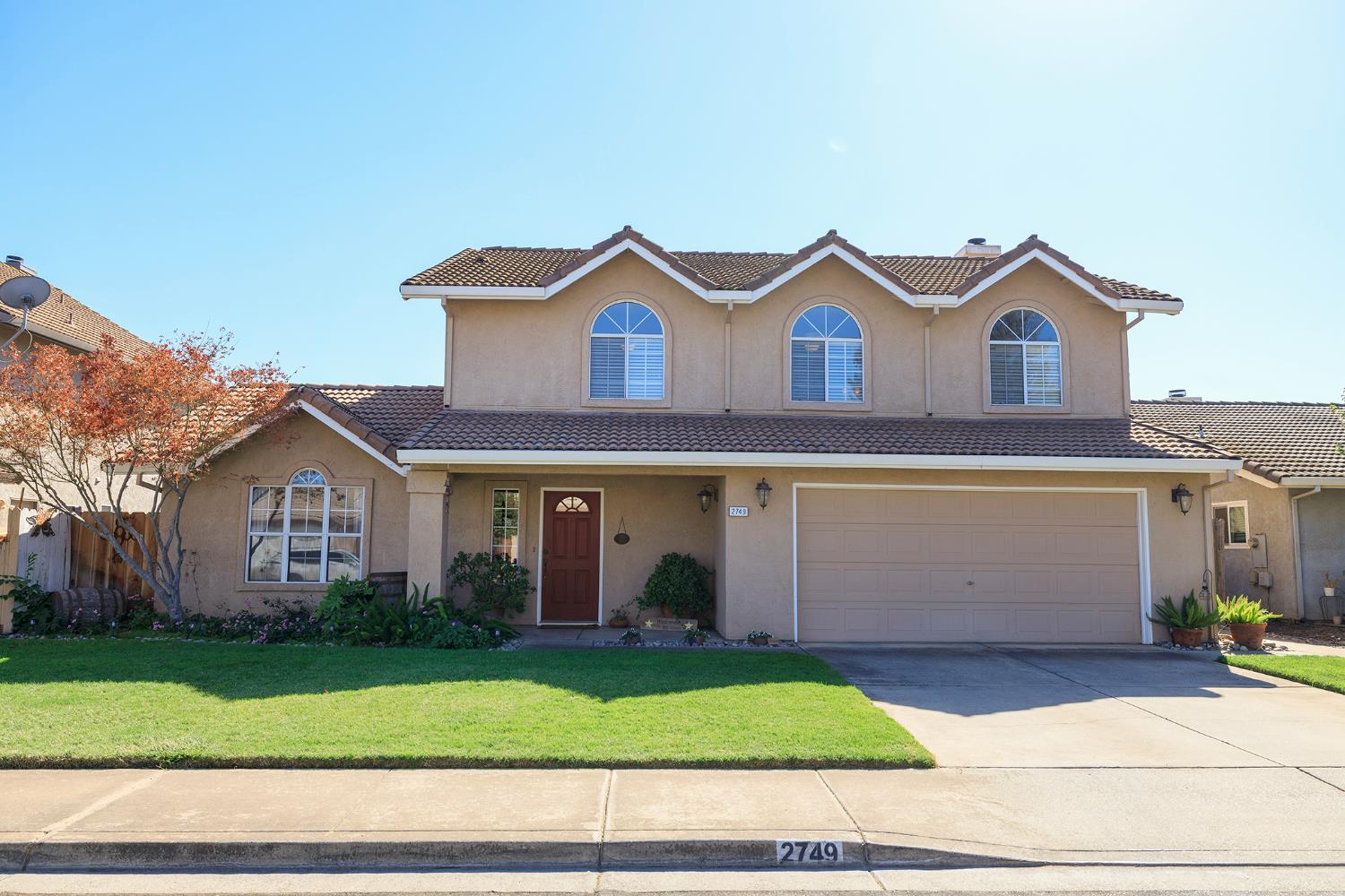 2749 Whitewood Ct, Oakdale, CA 95361