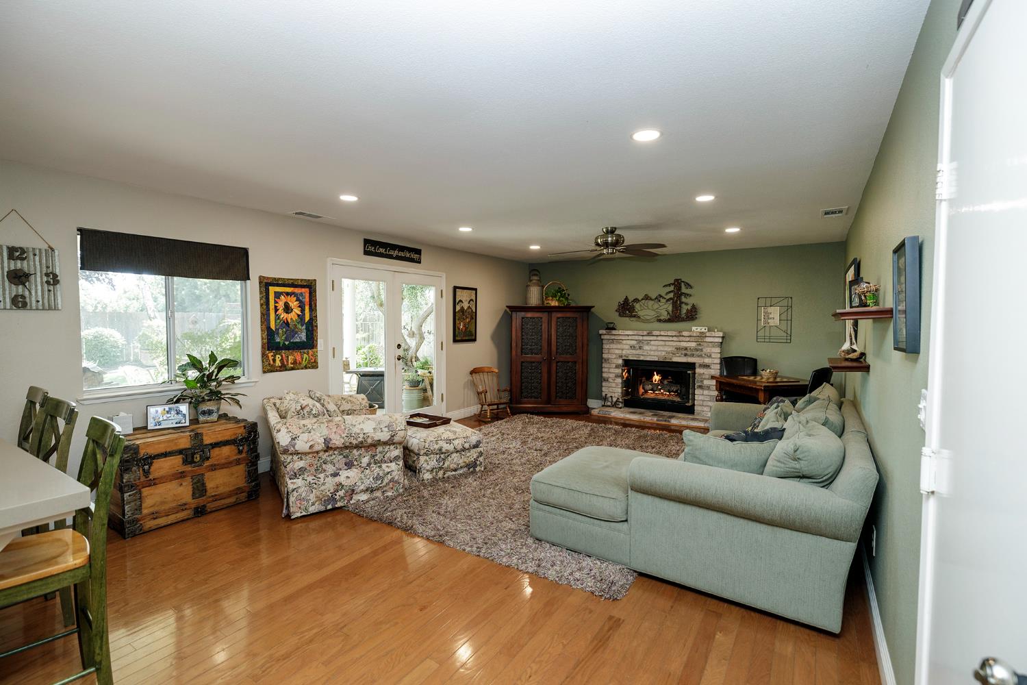 2749 Whitewood Ct, Oakdale, CA 95361
