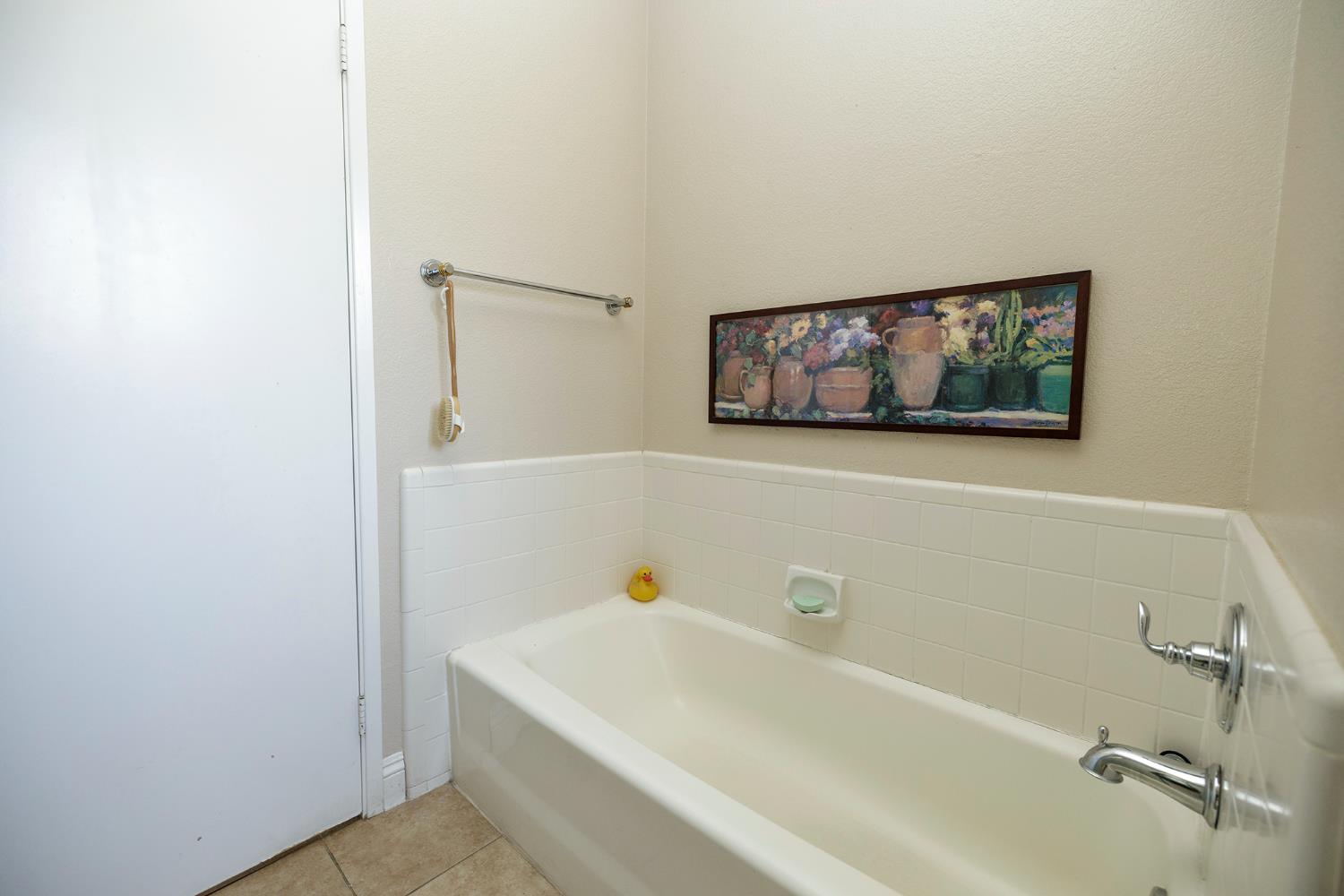 2749 Whitewood Ct, Oakdale, CA 95361