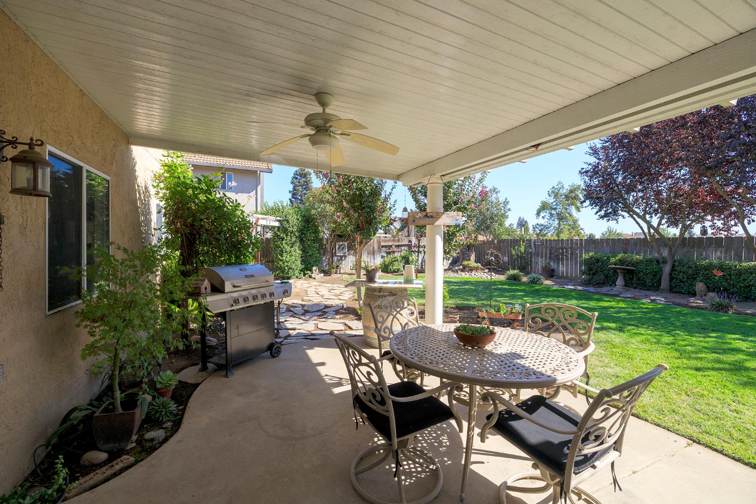2749 Whitewood Ct, Oakdale, CA 95361