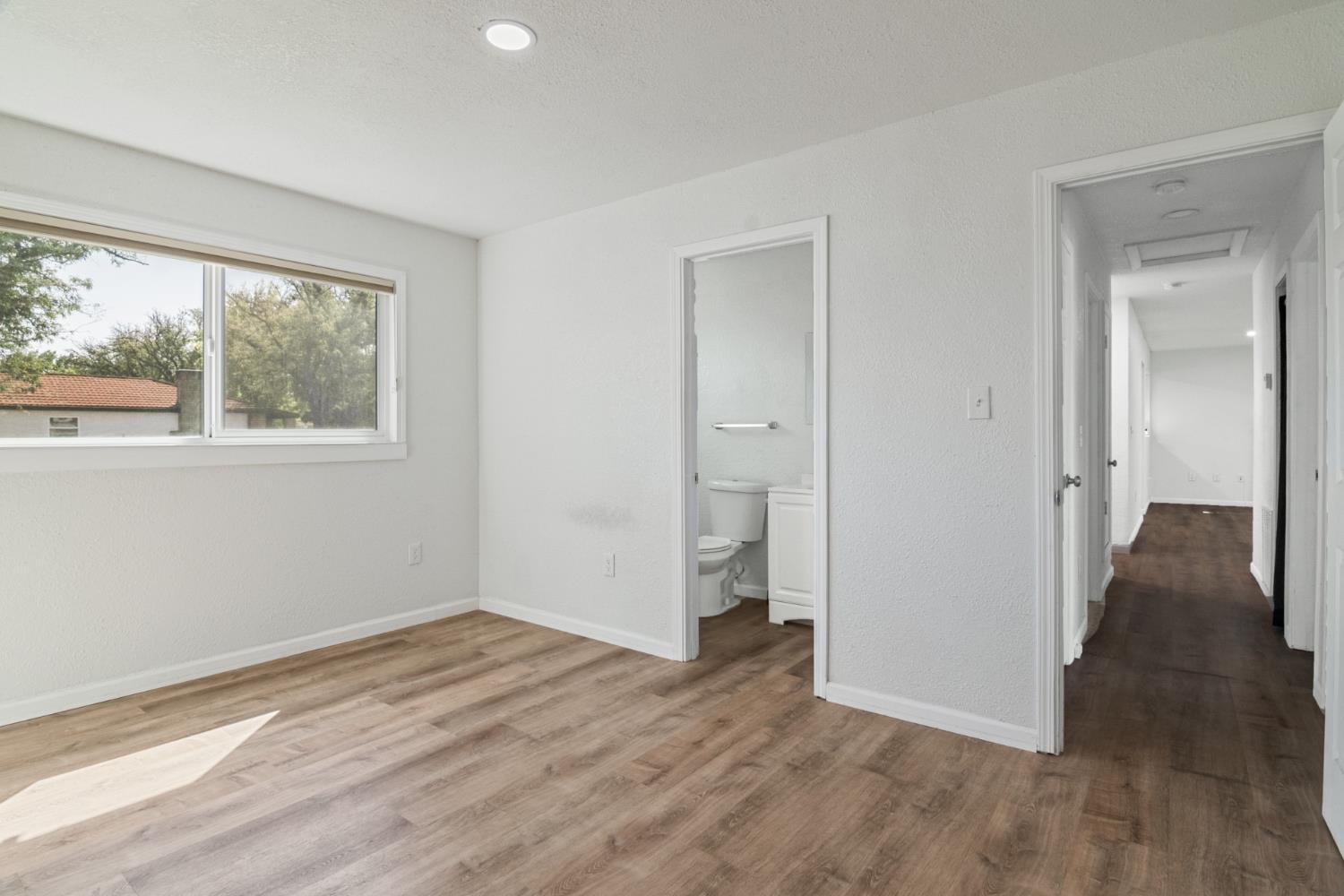 2405 Jasmin Ave, Modesto, CA 95350