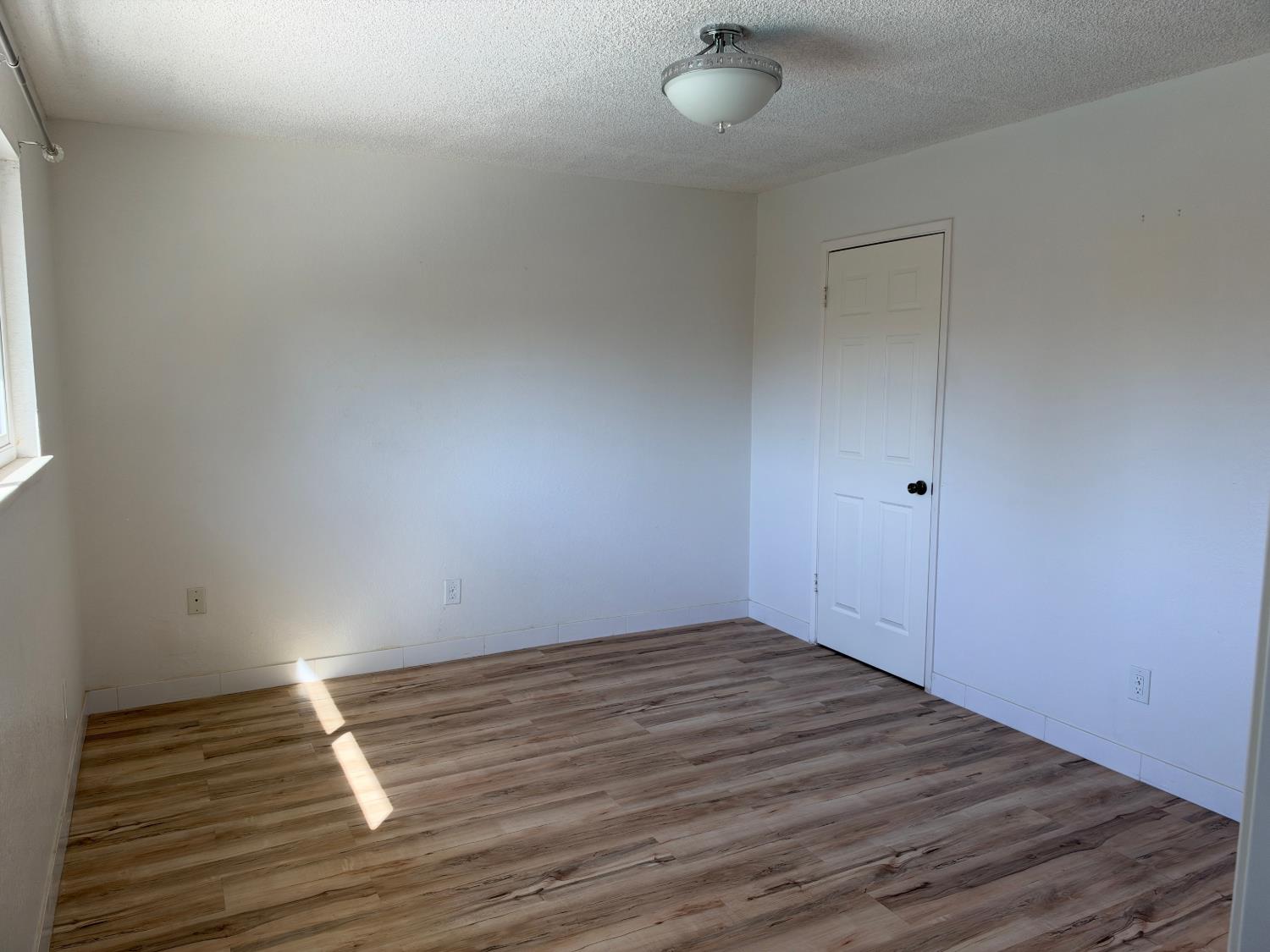 2413 Murray St, Turlock, CA 95382