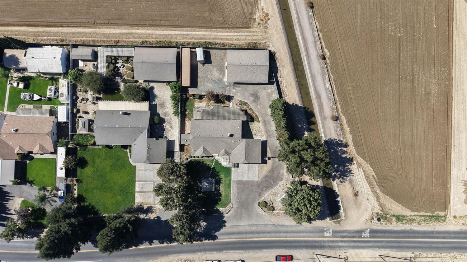 107 Frazine Rd, Modesto, CA 95357