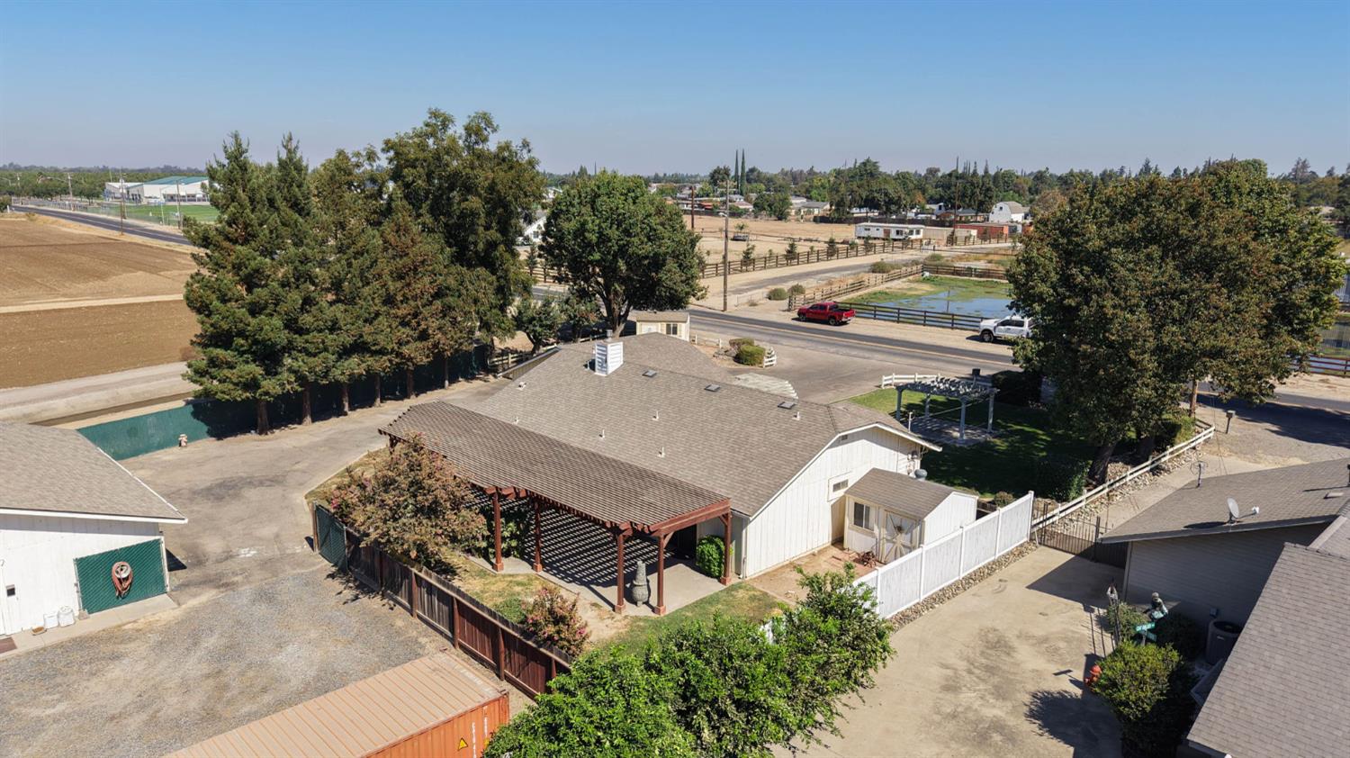 107 Frazine Rd, Modesto, CA 95357