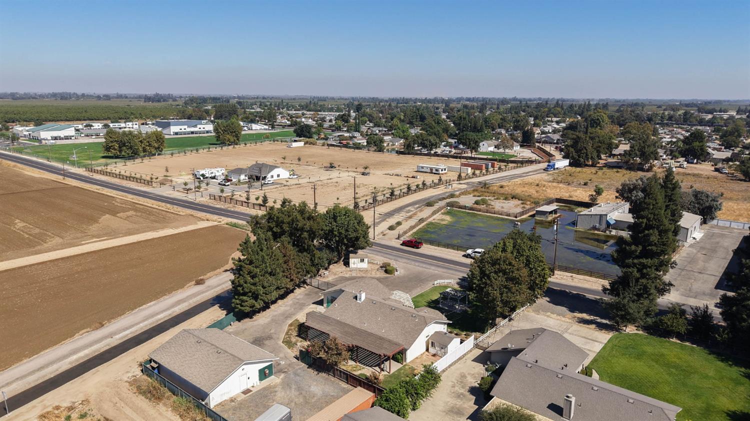 107 Frazine Rd, Modesto, CA 95357