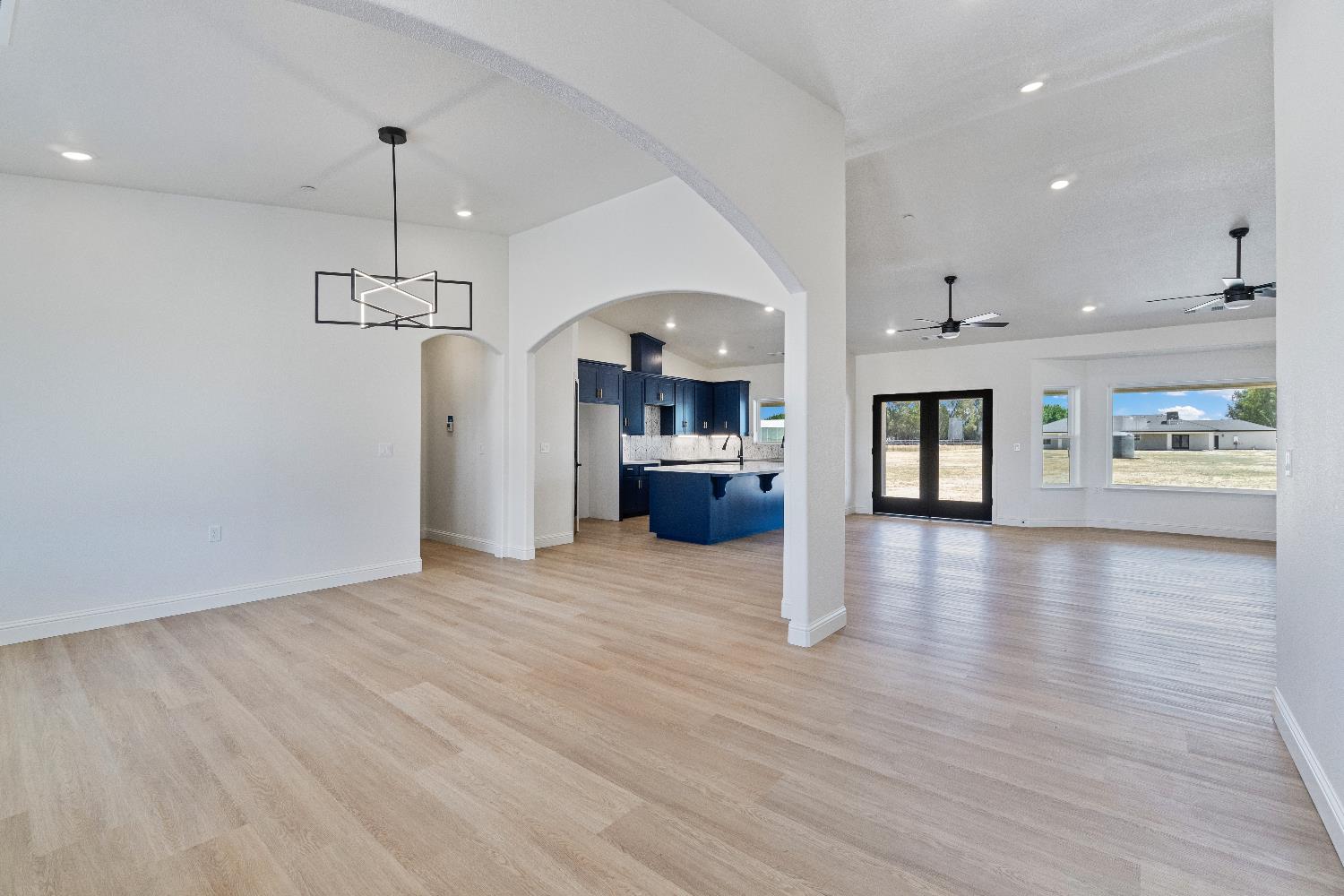 21035 Forest Glen Rd, Madera, CA 93638