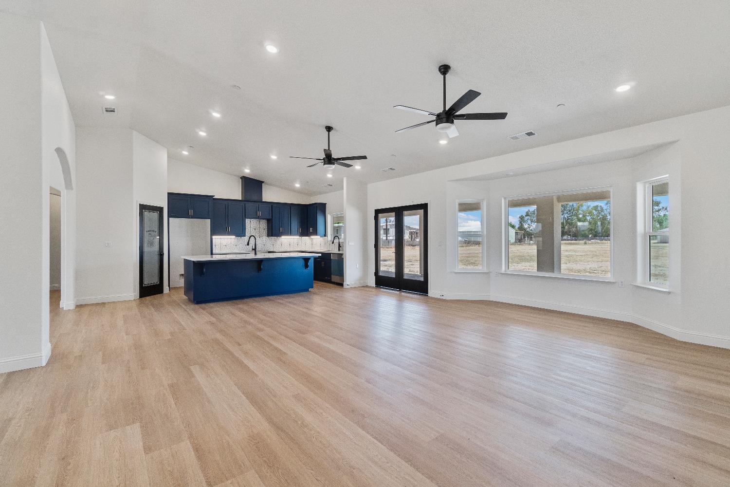21035 Forest Glen Rd, Madera, CA 93638