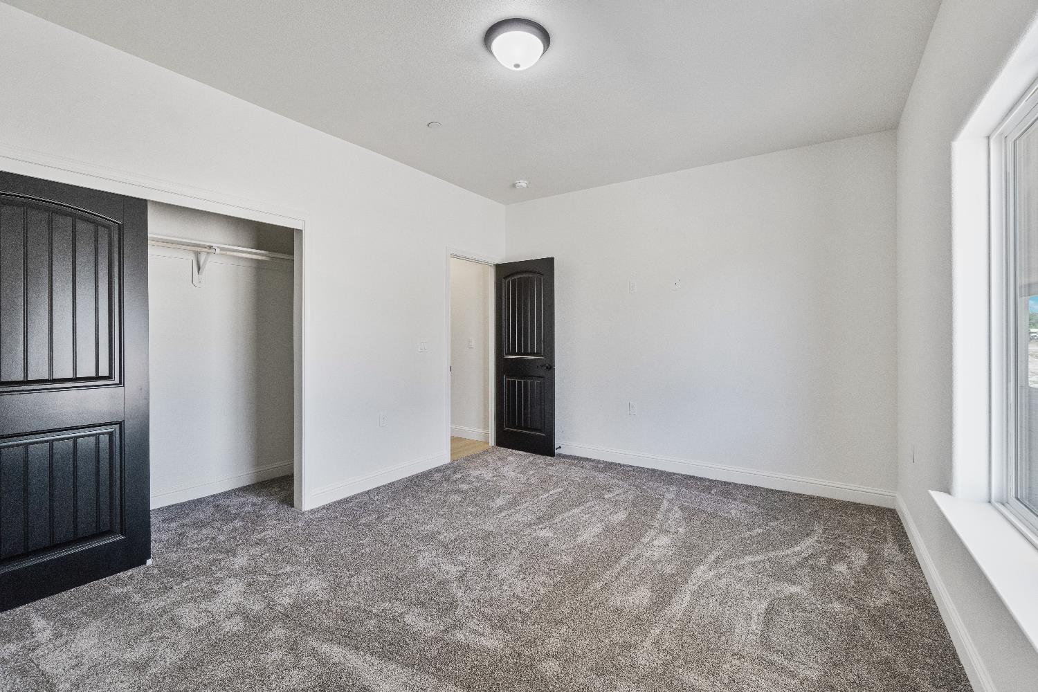 21035 Forest Glen Rd, Madera, CA 93638