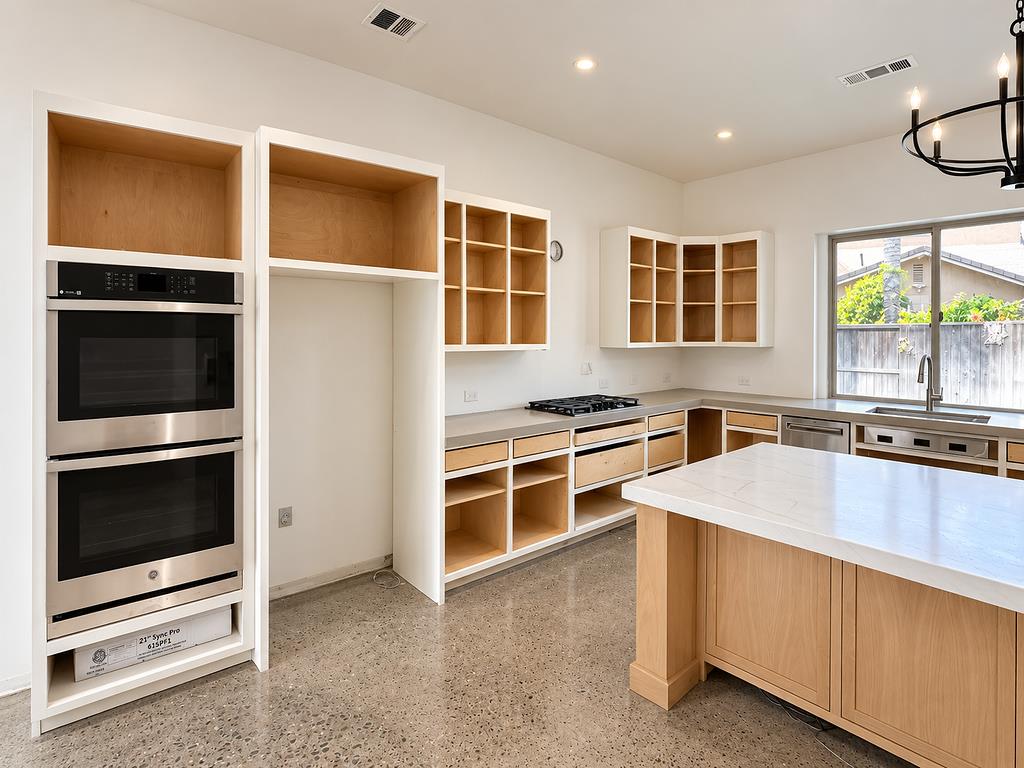 619 Pecan Dr, Ripon, CA 95366