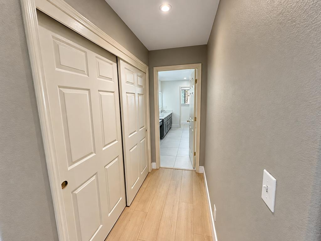 619 Pecan Dr, Ripon, CA 95366