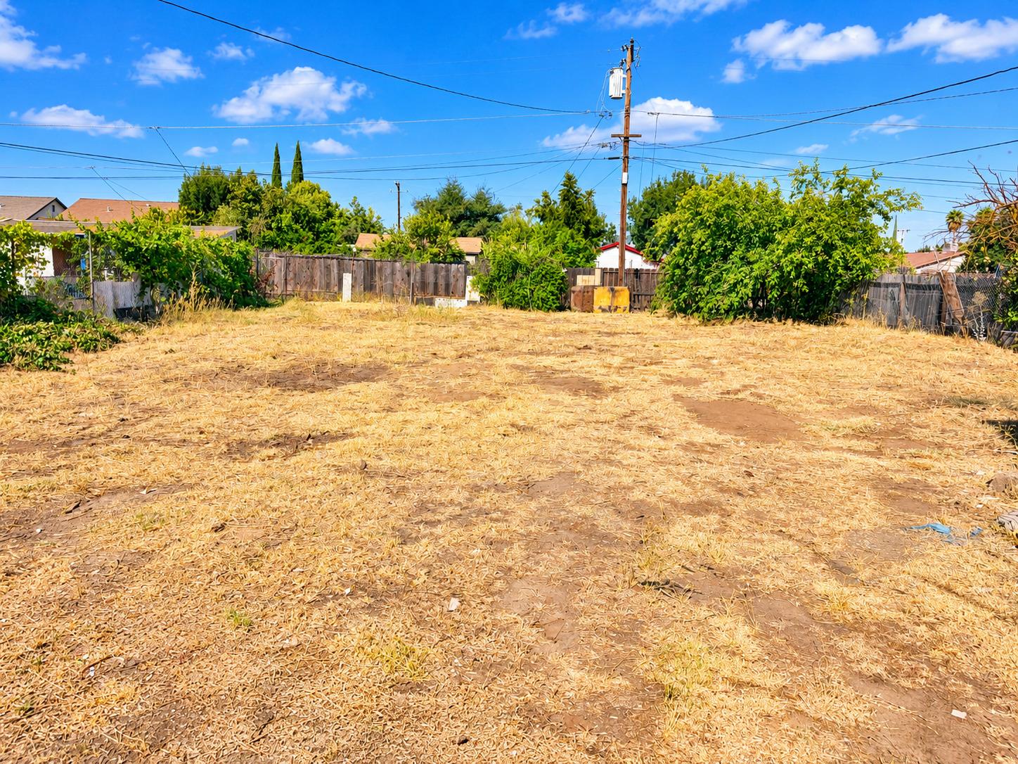 2195 BEACHWOOD DR Dr, Merced, CA 95348