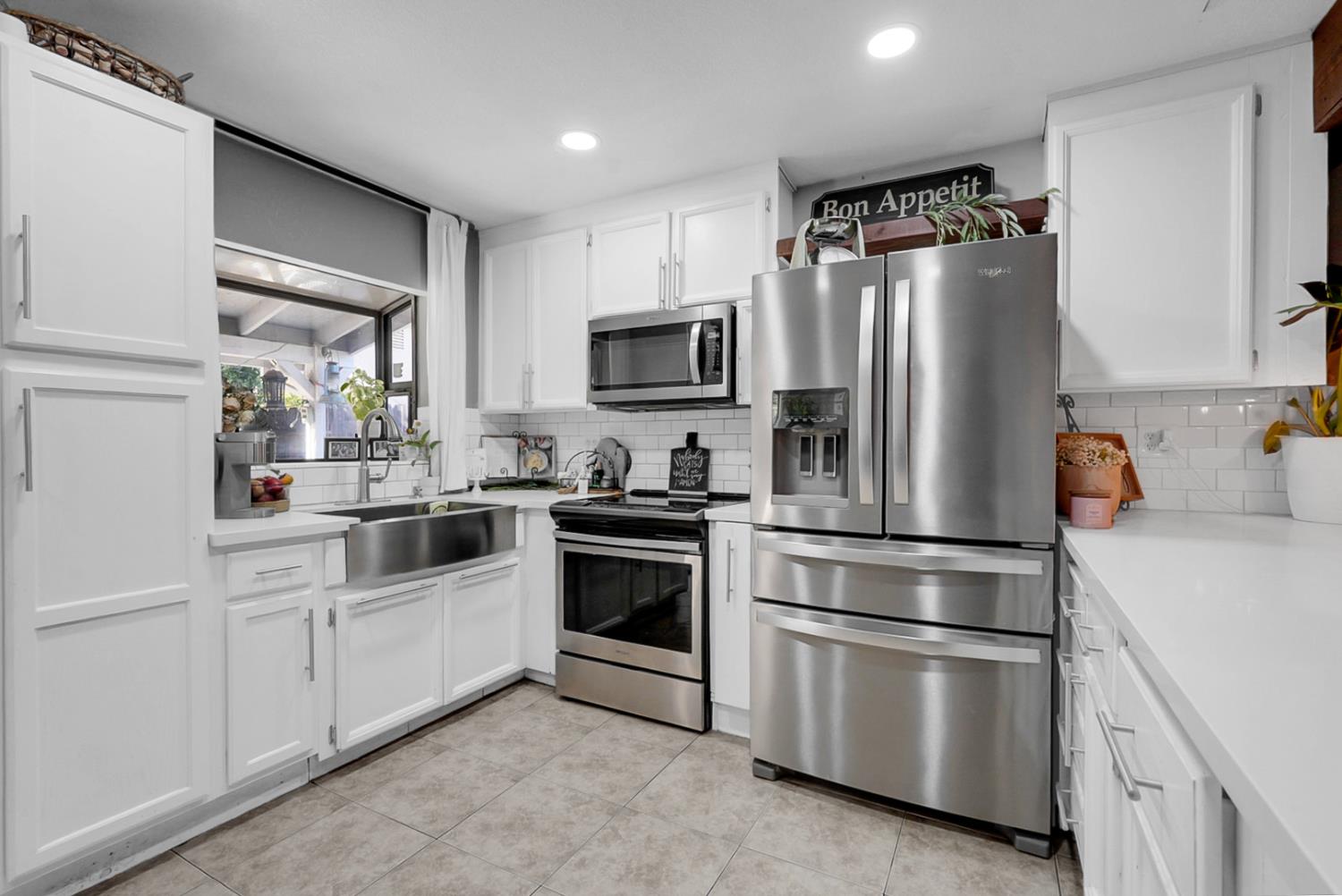 2117 Norik Dr, Modesto, CA 95355