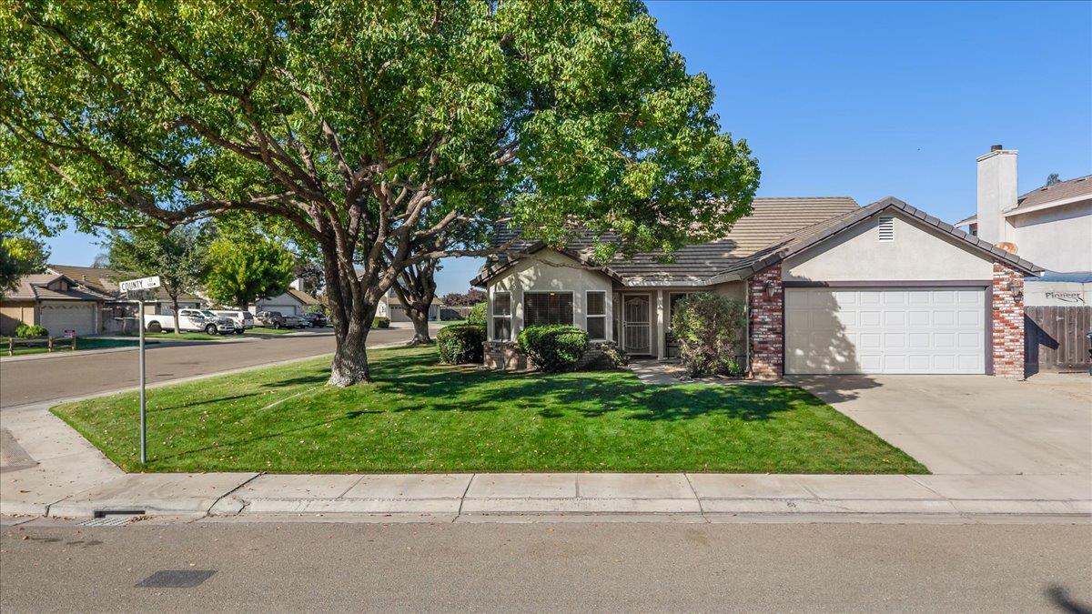 505 County Court, Ripon, CA 95366