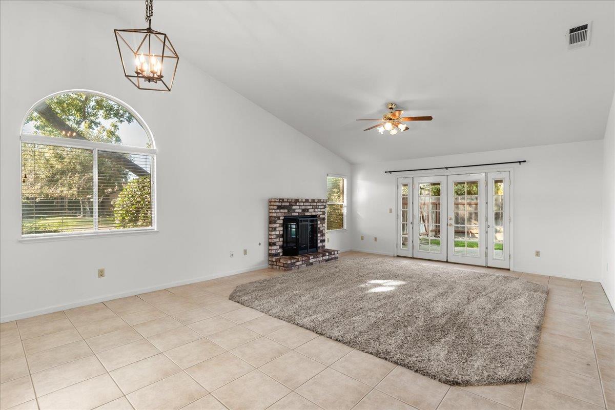 505 County Court, Ripon, CA 95366
