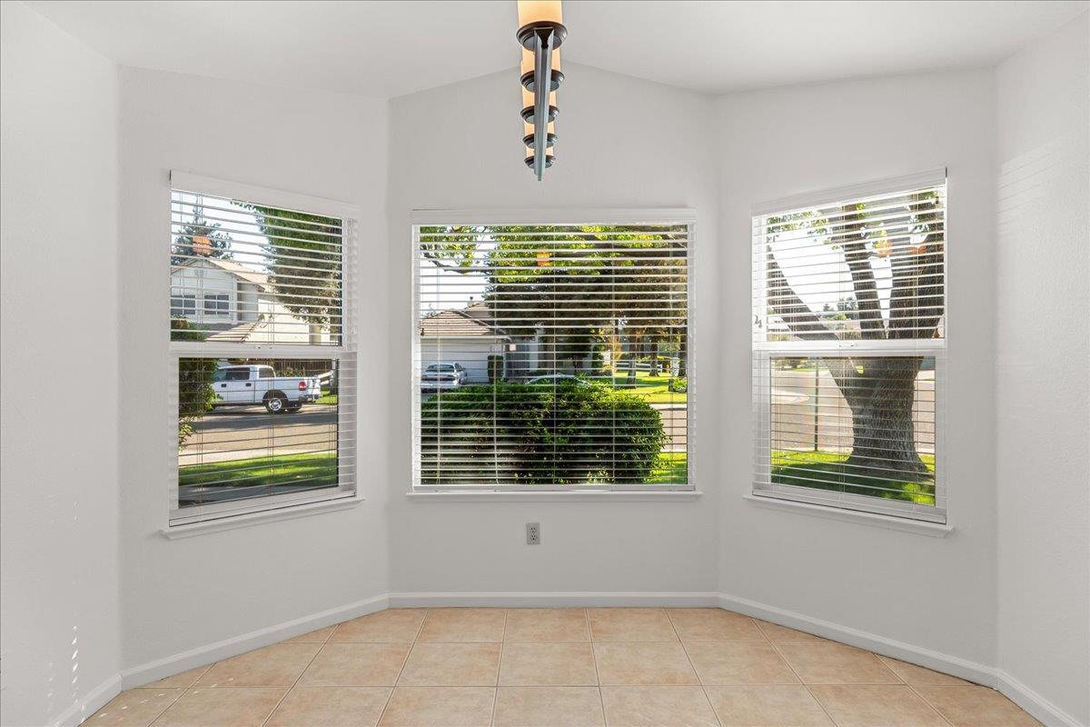 505 County Court, Ripon, CA 95366