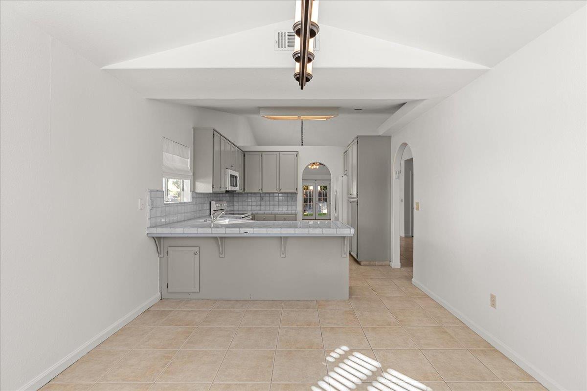 505 County Court, Ripon, CA 95366
