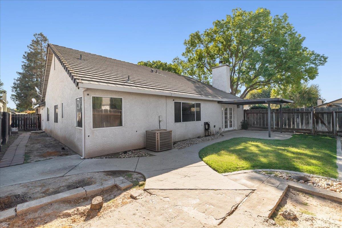 505 County Court, Ripon, CA 95366