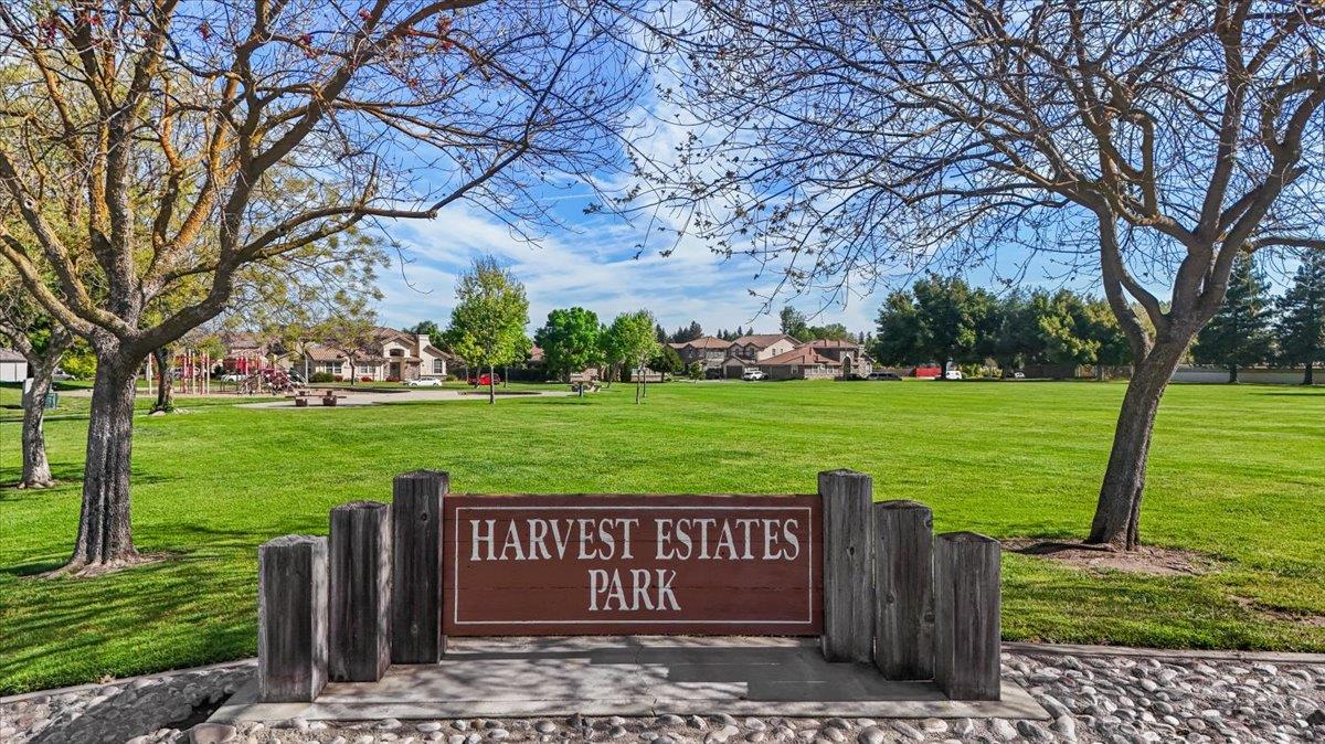 505 County Court, Ripon, CA 95366