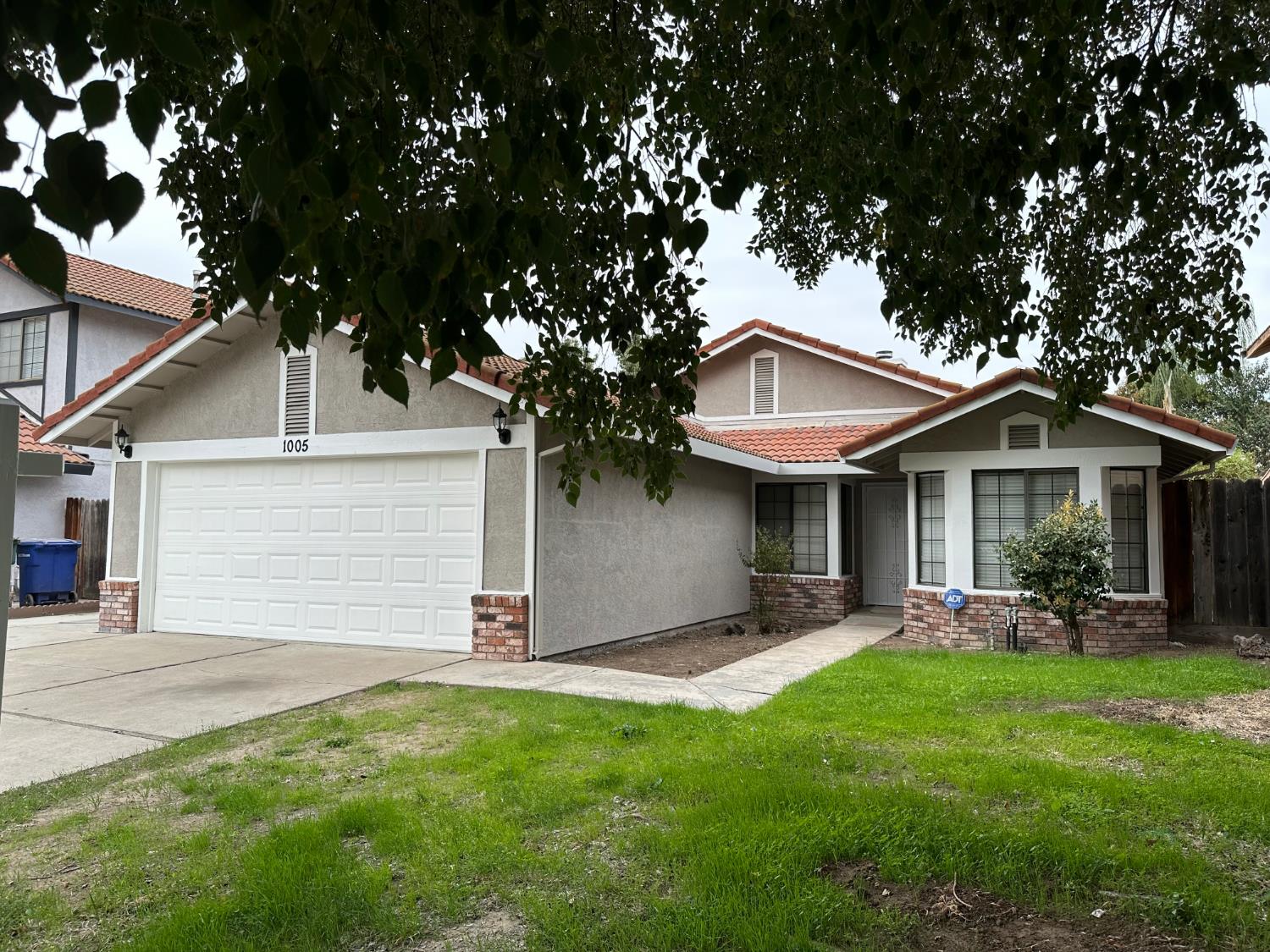 1005 Vindel Ln, Modesto, CA 95350
