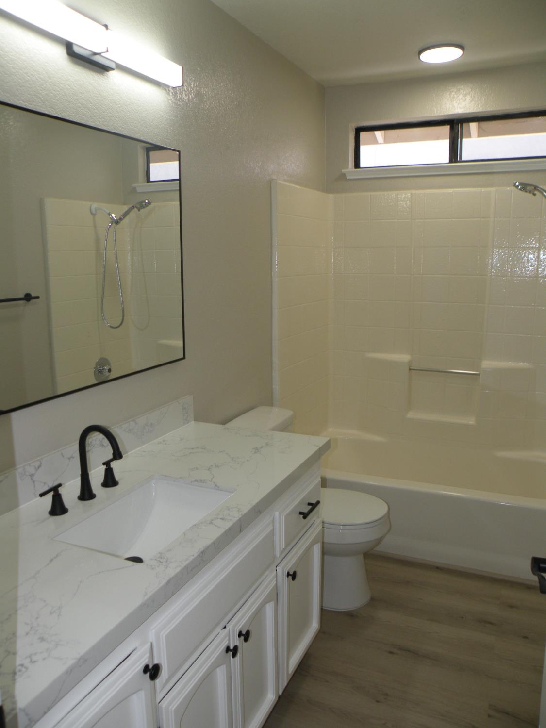 1005 Vindel Ln, Modesto, CA 95350
