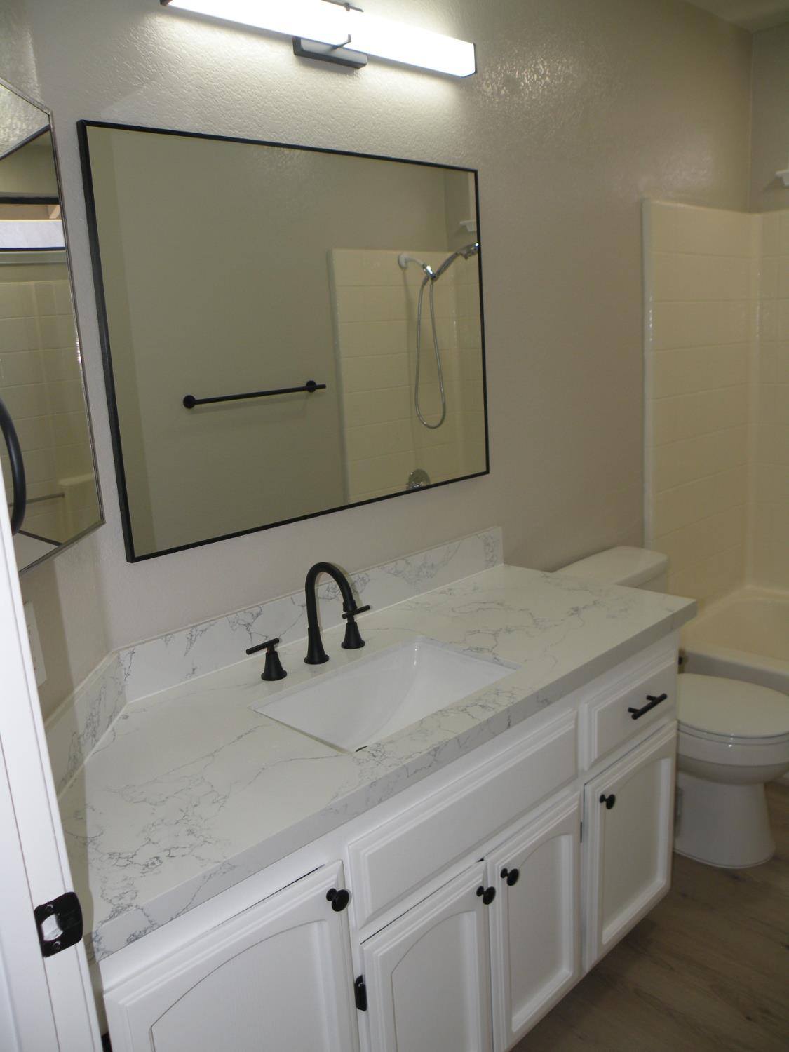 1005 Vindel Ln, Modesto, CA 95350