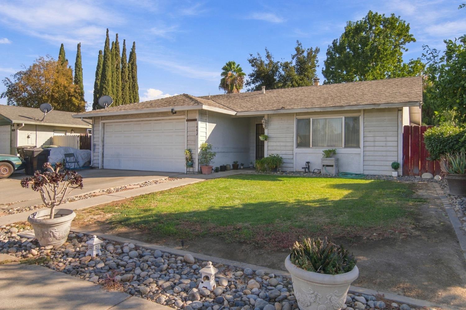 1462 Stanley Dr, Ripon, CA 95366