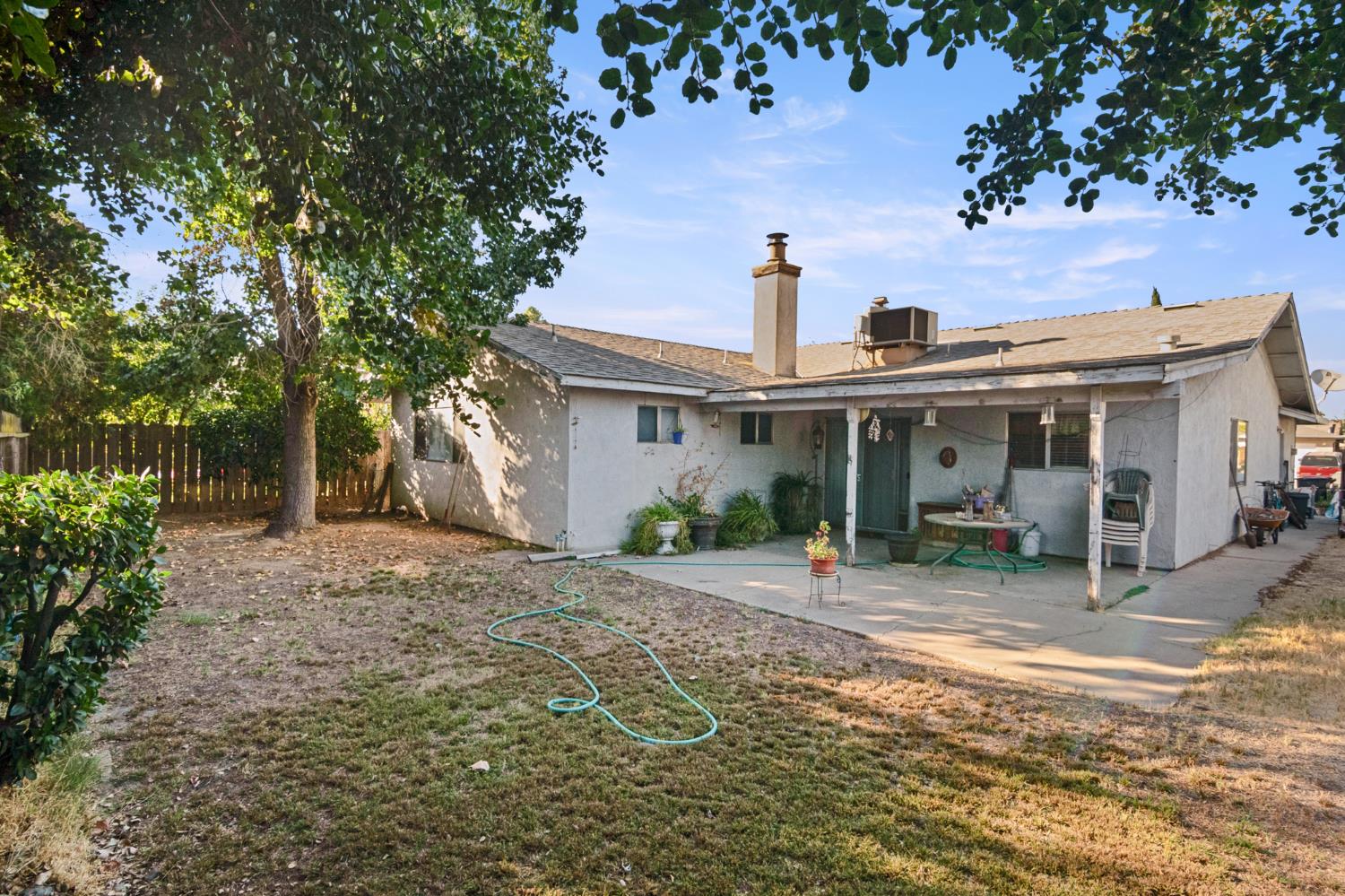 1462 Stanley Dr, Ripon, CA 95366