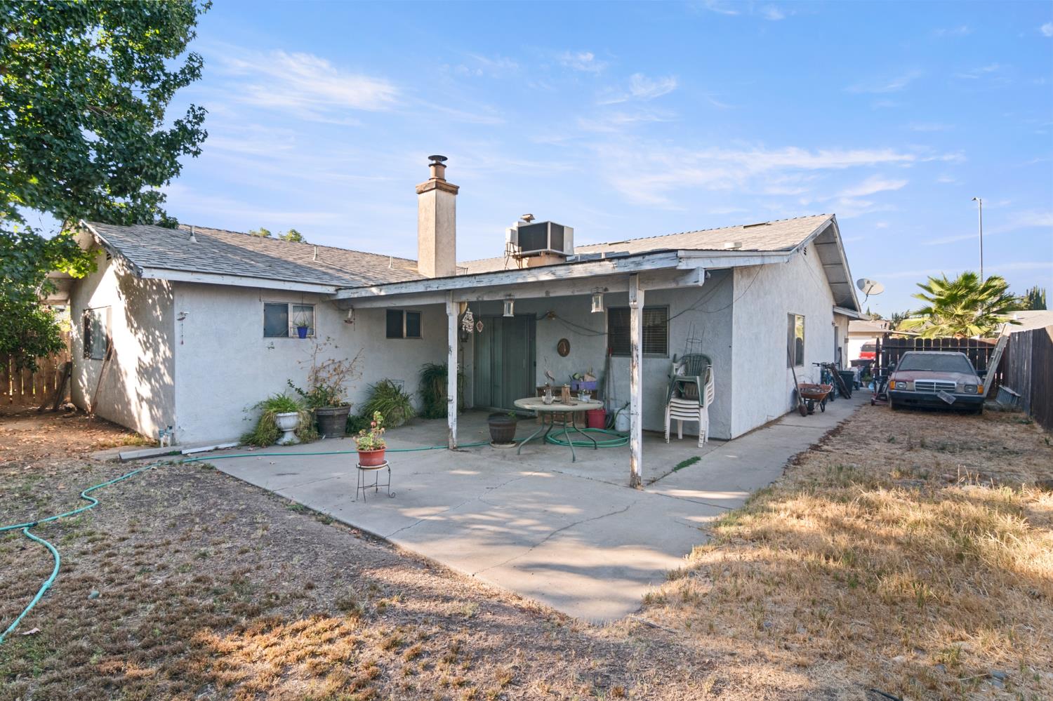 1462 Stanley Dr, Ripon, CA 95366