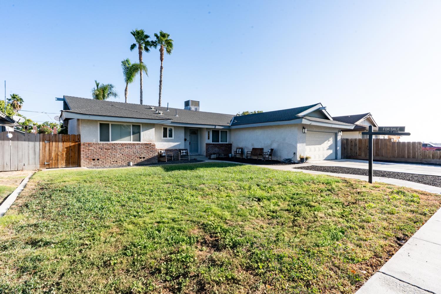 1062 Madison Ave, Los Banos, CA 93635
