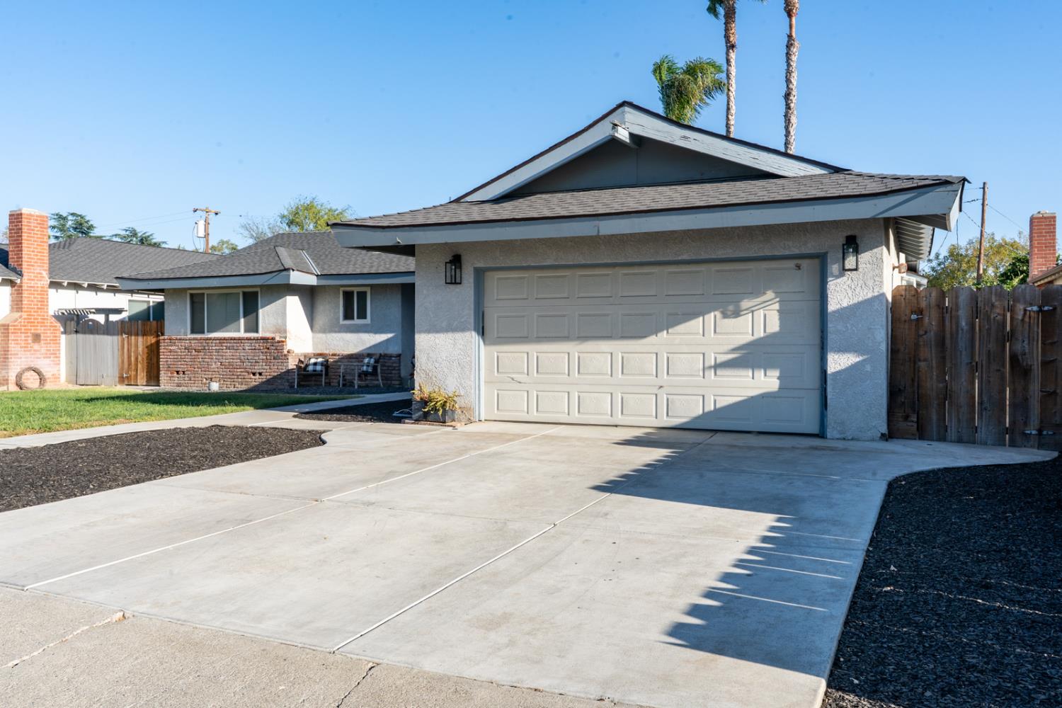 1062 Madison Ave, Los Banos, CA 93635