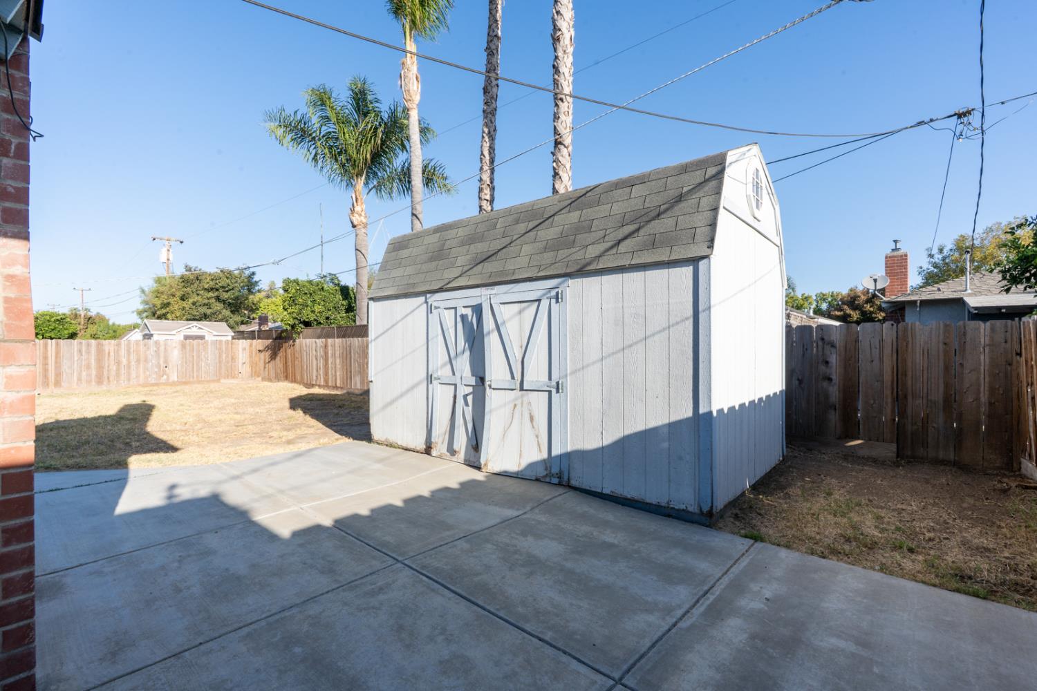 1062 Madison Ave, Los Banos, CA 93635