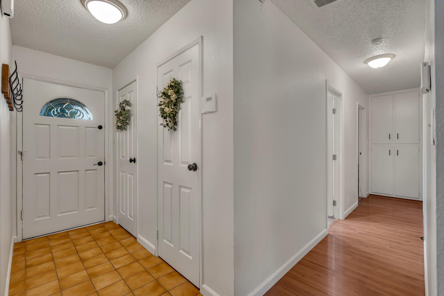 1062 Madison Ave, Los Banos, CA 93635