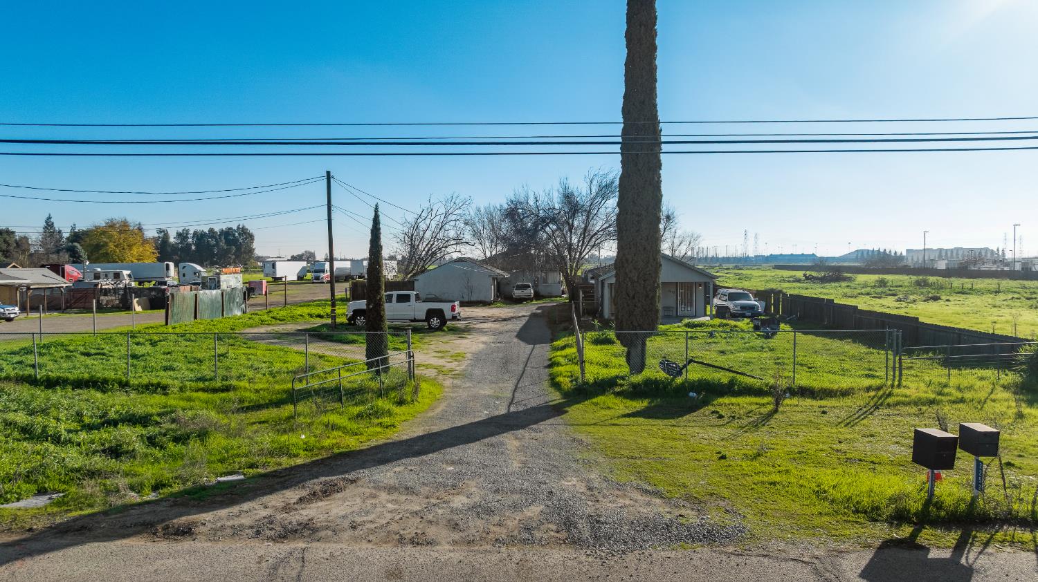2256 W Yosemite Ave, Manteca, CA 95337