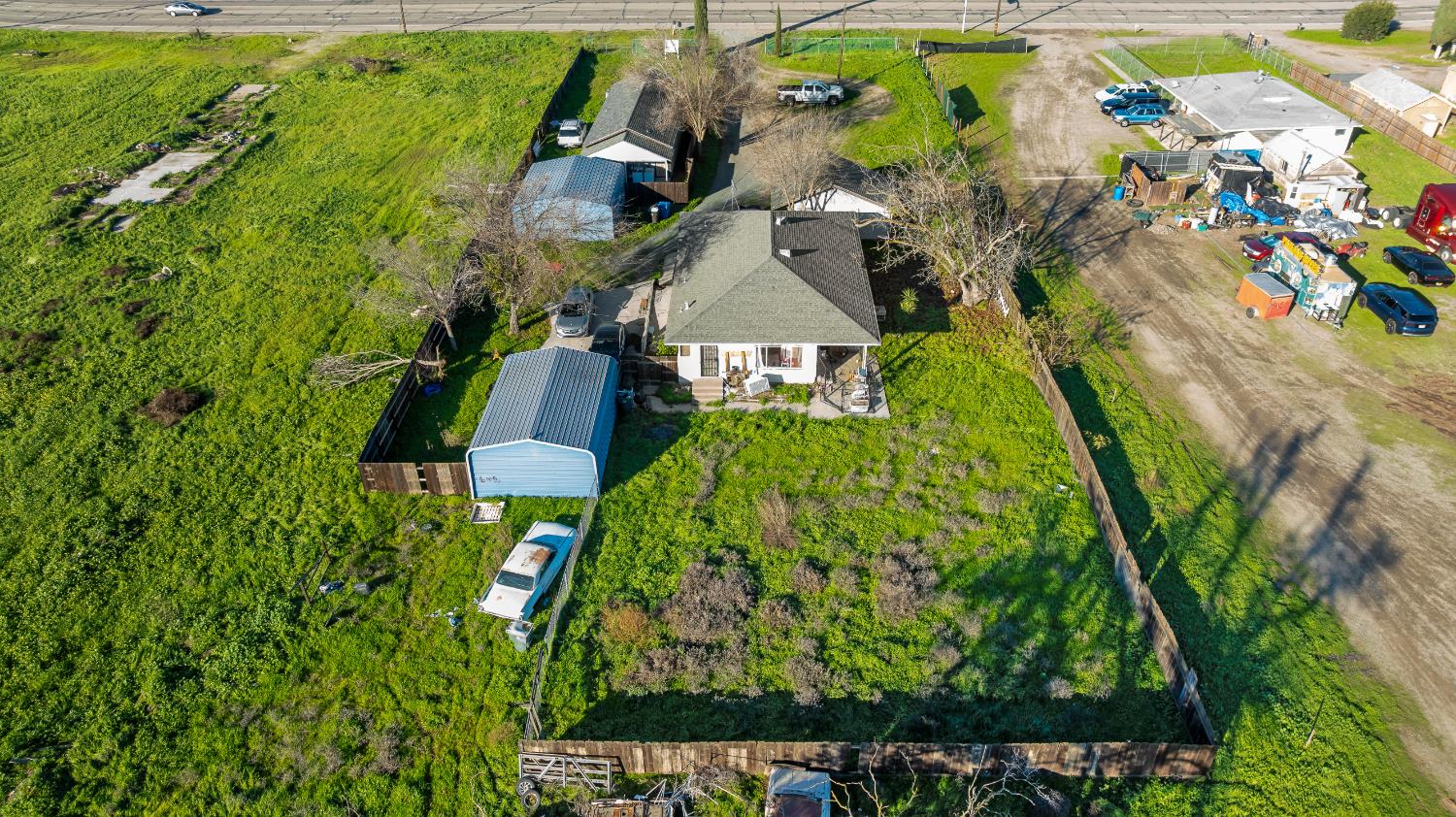 2256 W Yosemite Ave, Manteca, CA 95337