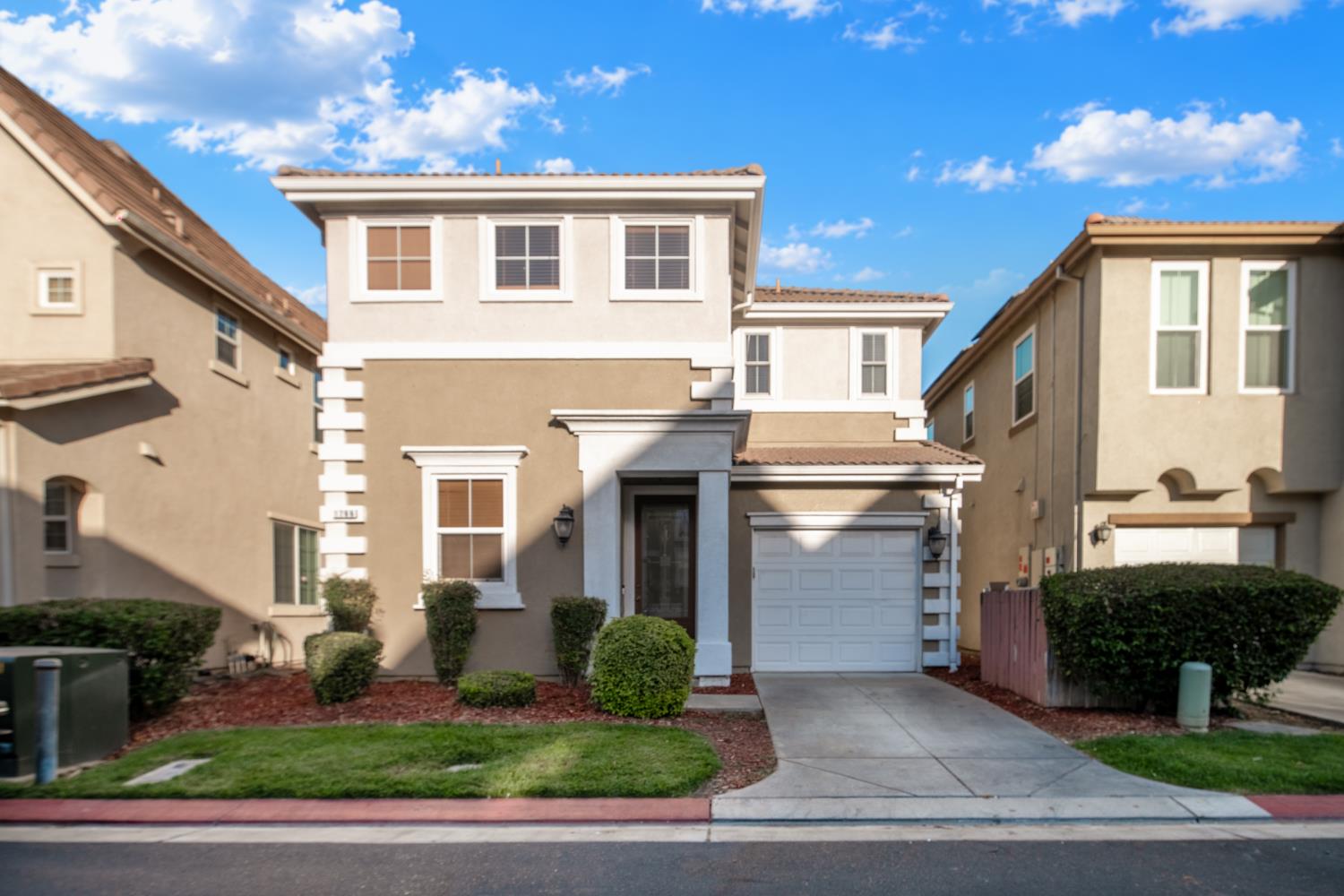 1766 Norwood Heights Ln, Ceres, CA 95307
