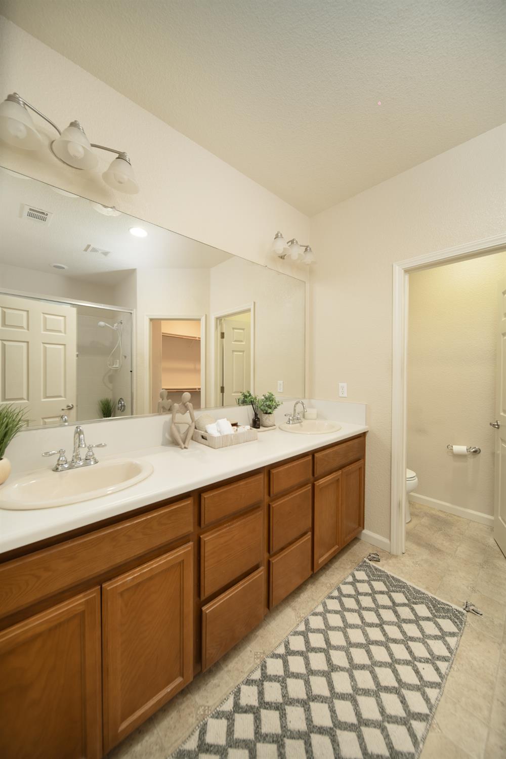 1766 Norwood Heights Ln, Ceres, CA 95307