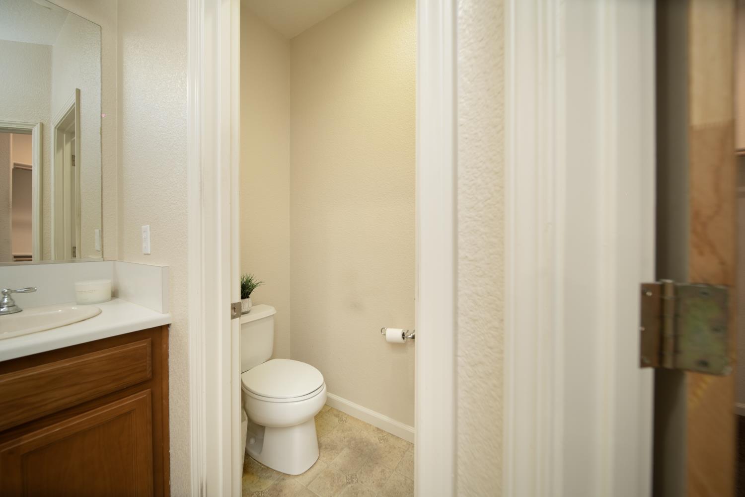 1766 Norwood Heights Ln, Ceres, CA 95307