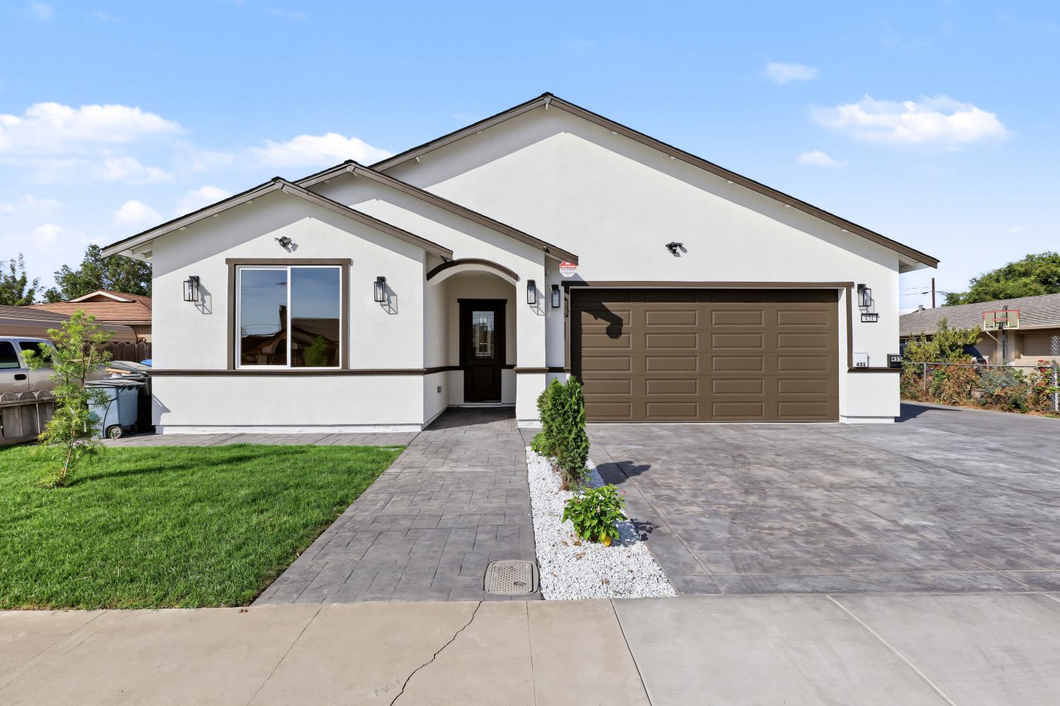 431 Sycamore Ave, Manteca, CA 95336