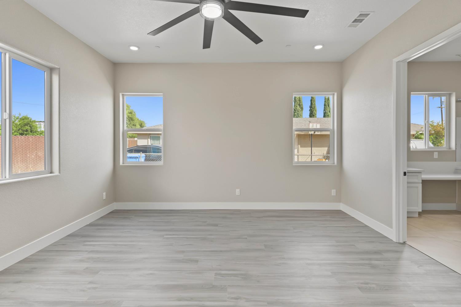 431 Sycamore Ave, Manteca, CA 95336
