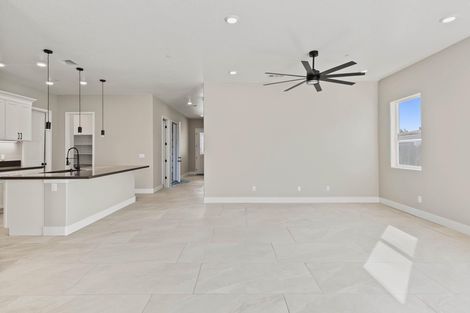 431 Sycamore Ave, Manteca, CA 95336