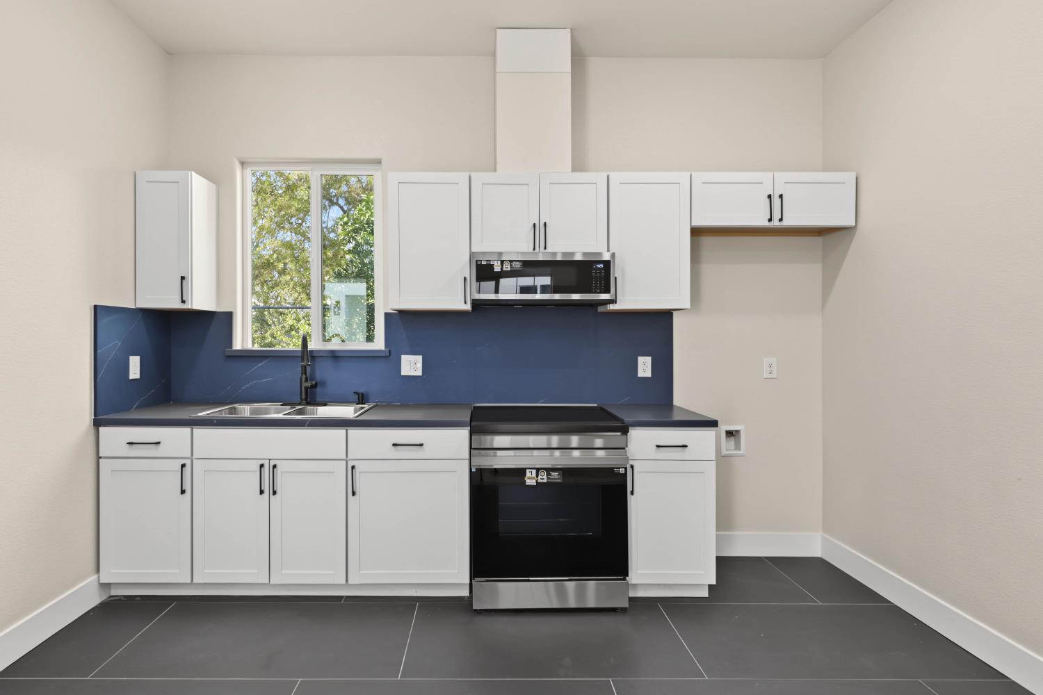 431 Sycamore Ave, Manteca, CA 95336