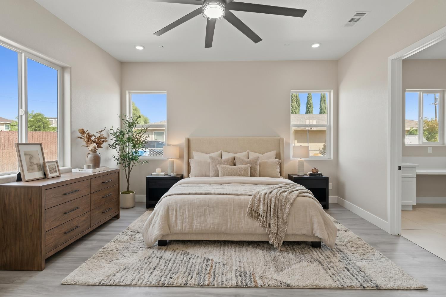 431 Sycamore Ave, Manteca, CA 95336