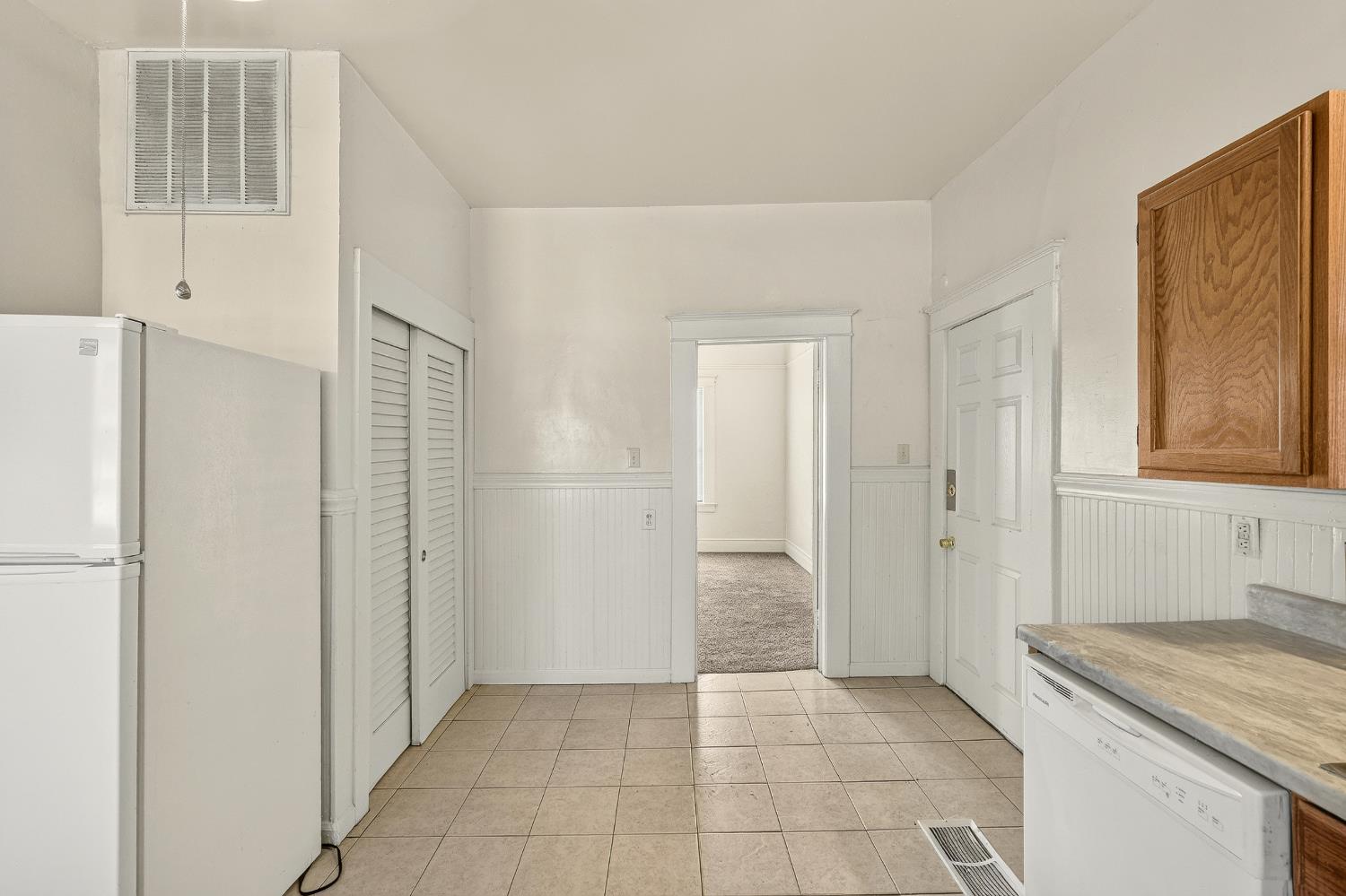 2045 O St, Merced, CA 95340