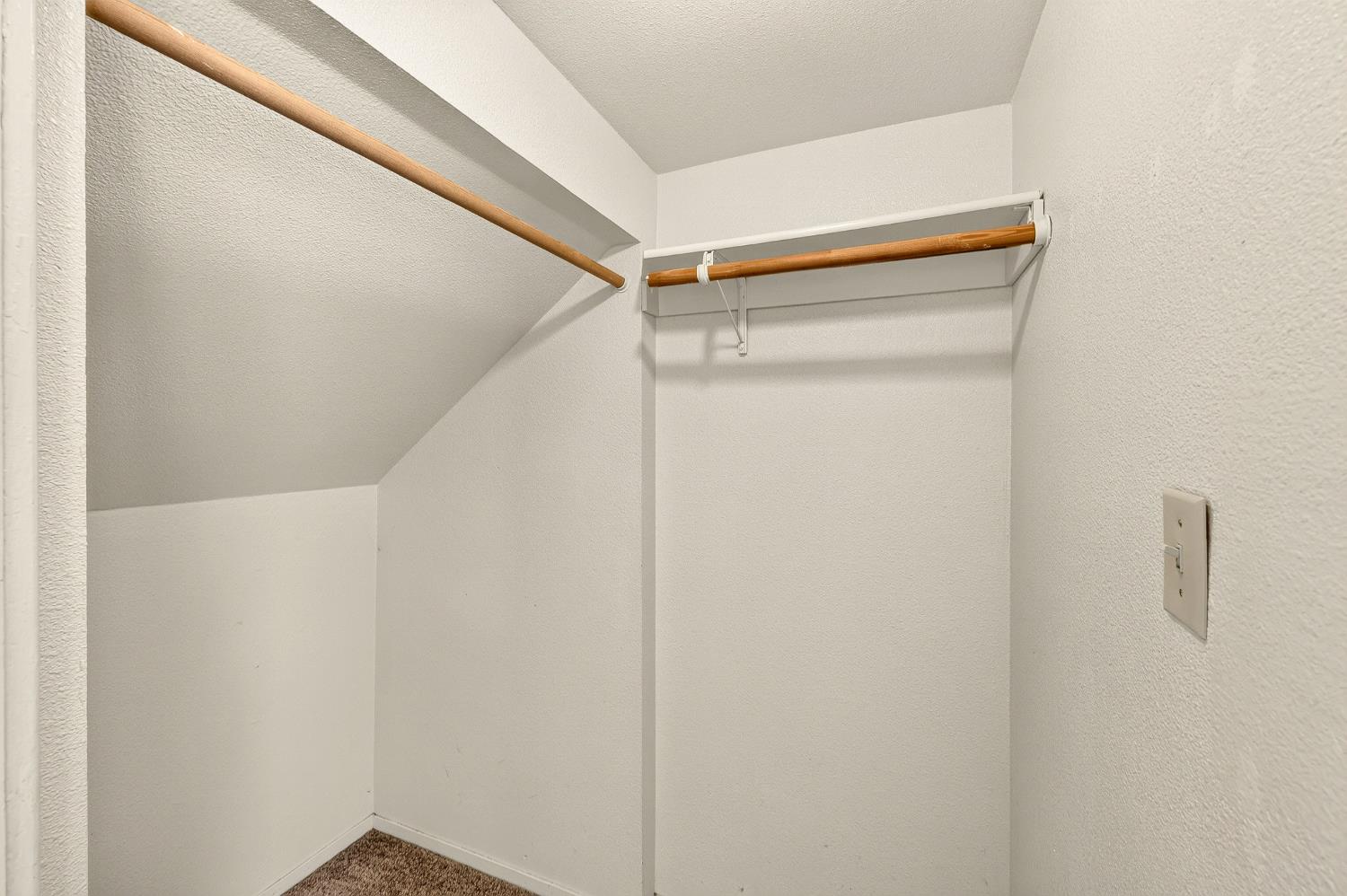 2045 O St, Merced, CA 95340