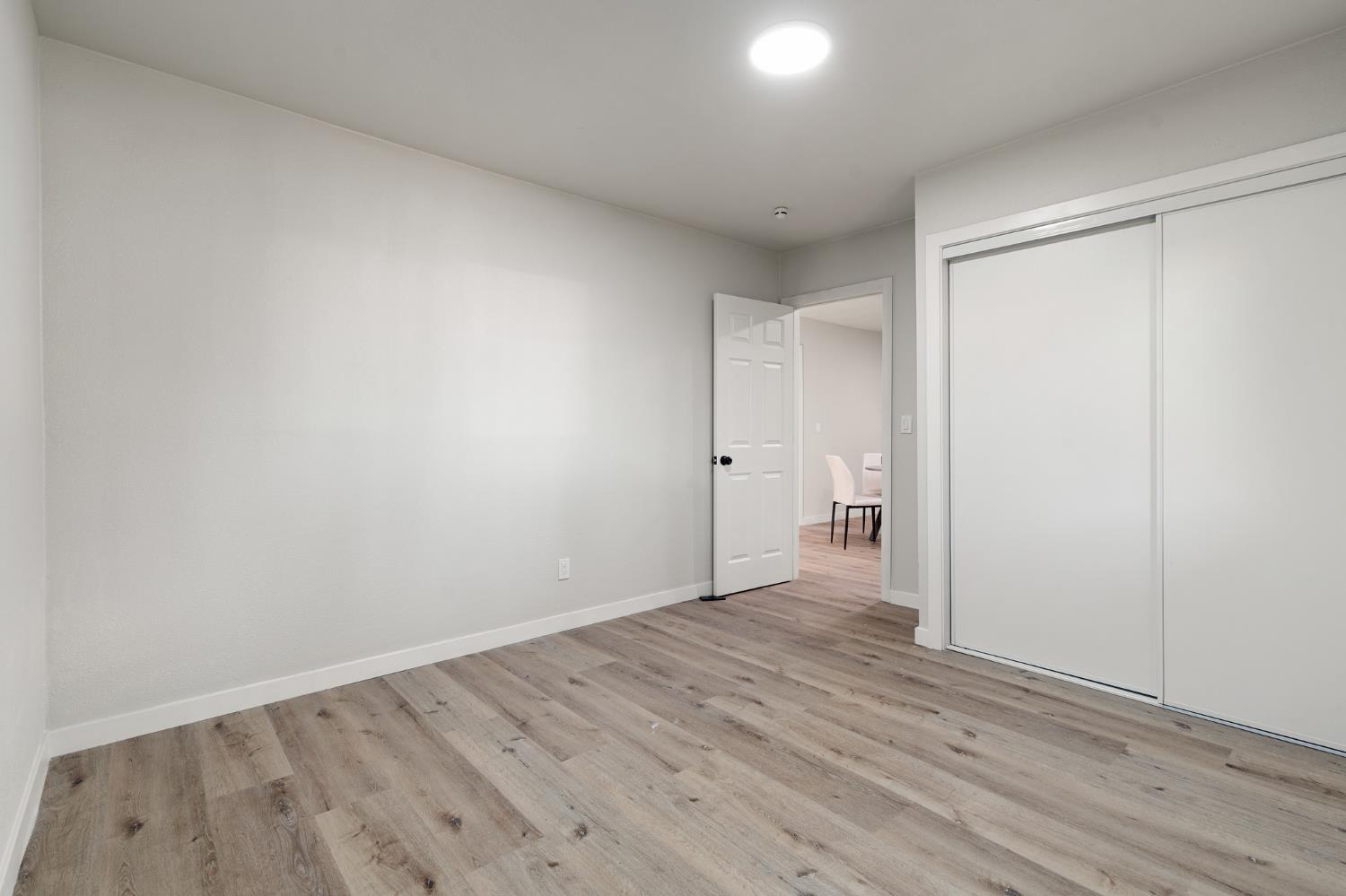 332 Hinkley Ave, Oakdale, CA 95361