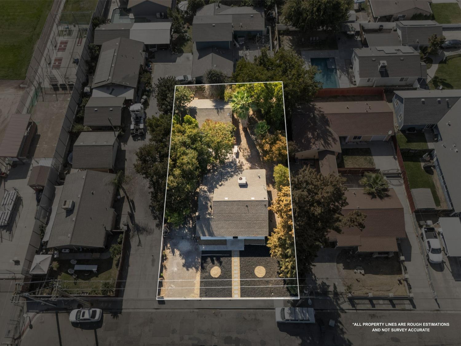 332 Hinkley Ave, Oakdale, CA 95361