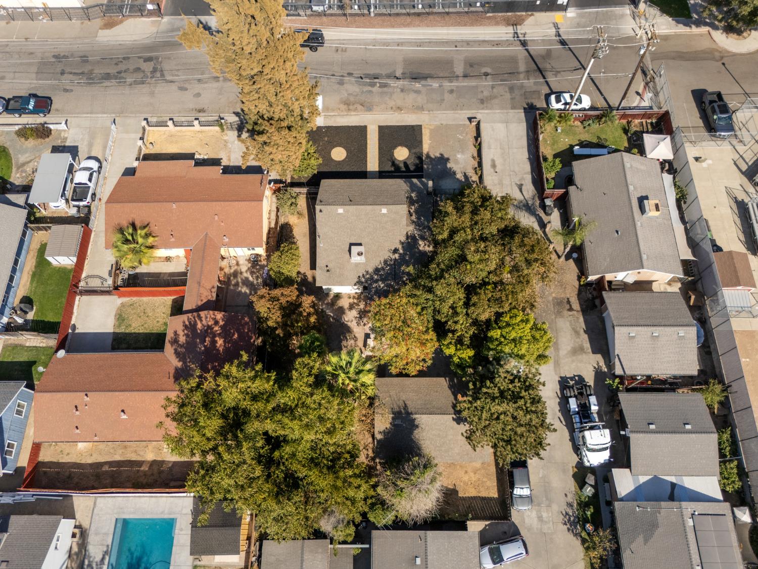 332 Hinkley Ave, Oakdale, CA 95361
