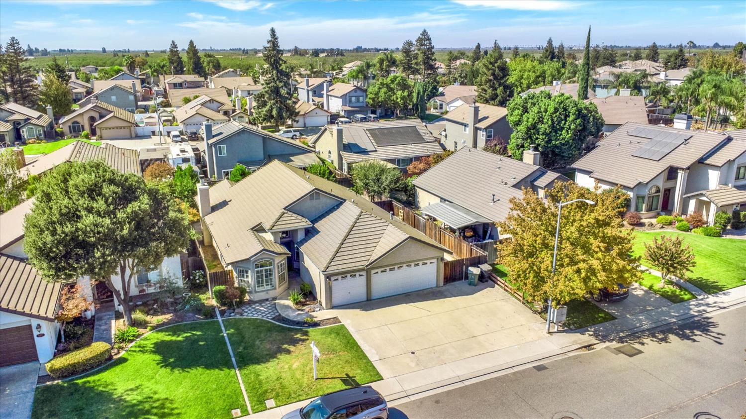 521 Pecan Dr, Ripon, CA 95366