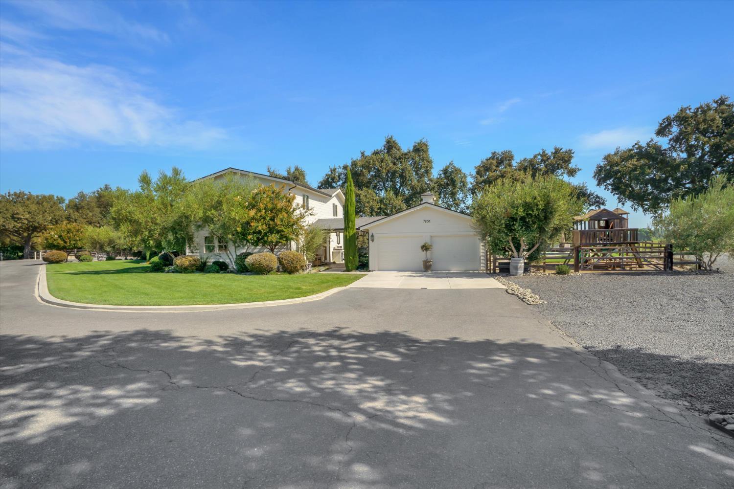 7700 McHenry Ave, Modesto, CA 95356