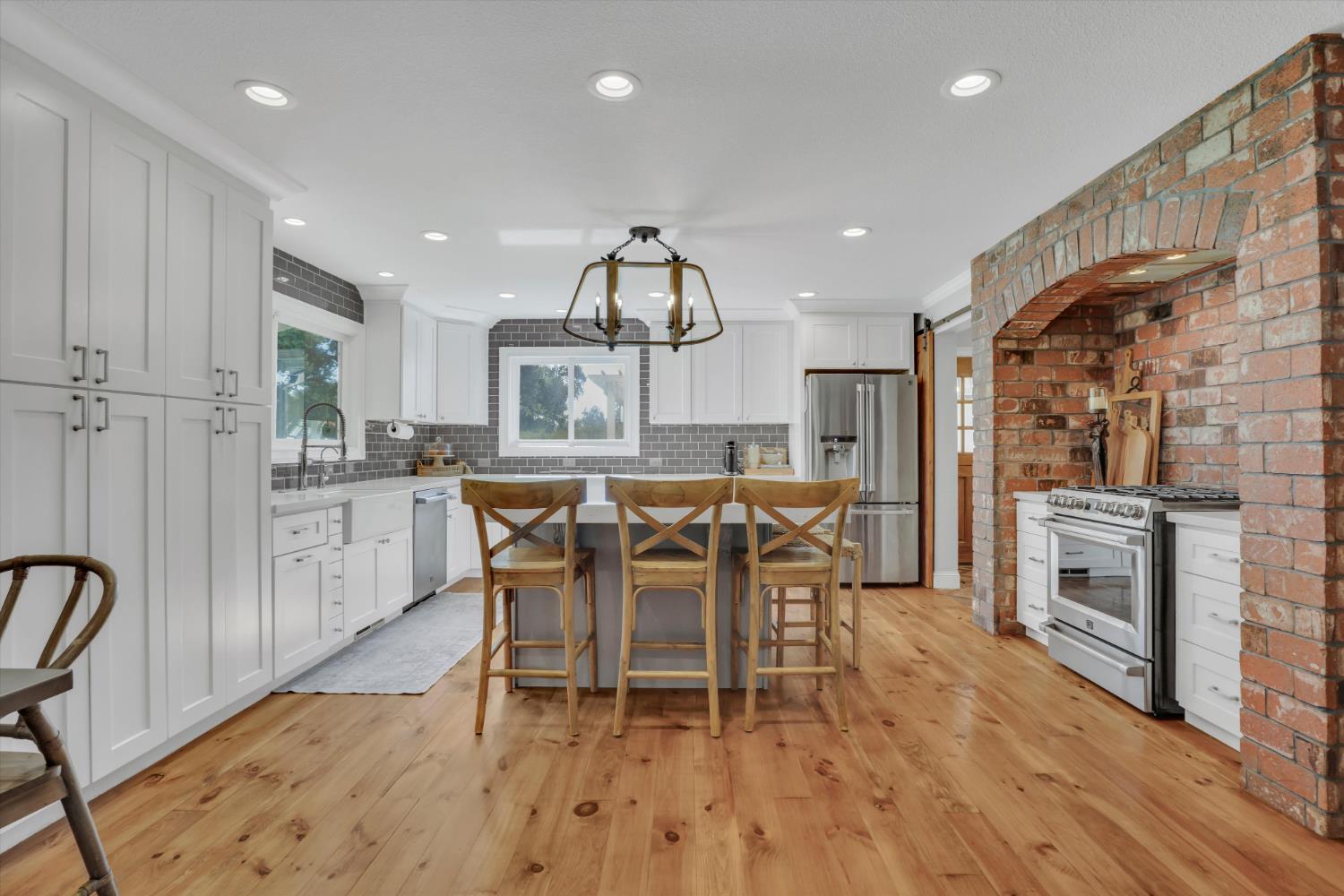 7700 McHenry Ave, Modesto, CA 95356